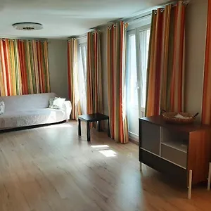 Piso Céntrico En Apartamento