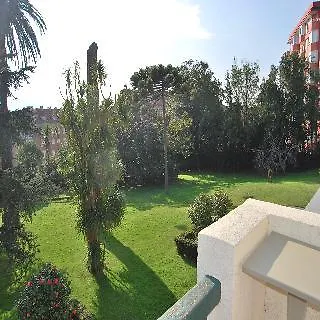 סנטנדר Las Carolinas Garden 3*,